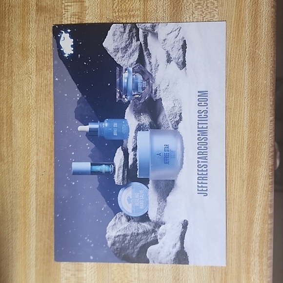 💫Jeffree Star Skin 'Wyoming Winter' Promo Card - Picture 2 of 3